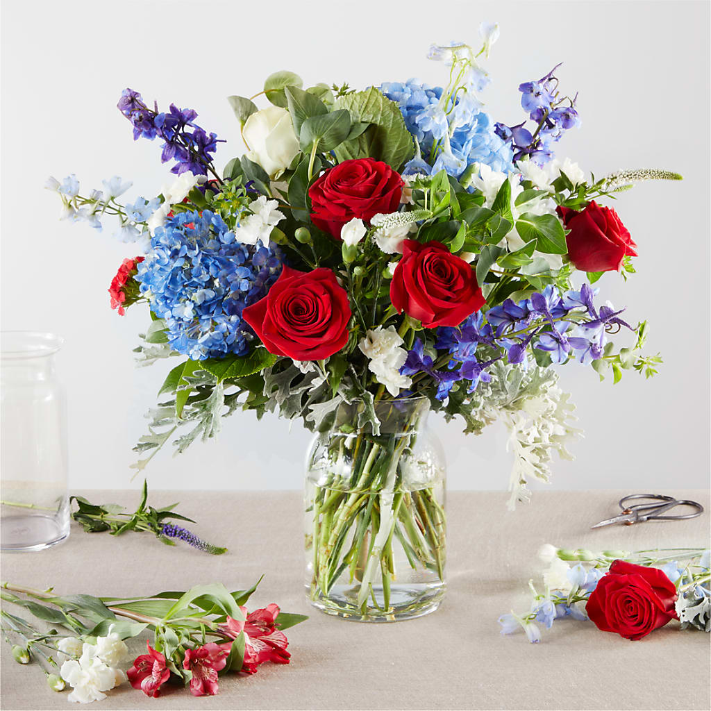 Star Spangled - A Florist Original – FLOWERS & FAIRYTALES, Pittsburgh PA