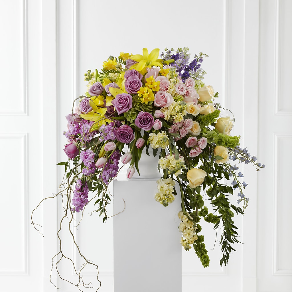 Display of Affection Arrangement – FLOWERS & FAIRYTALES, Pittsburgh PA
