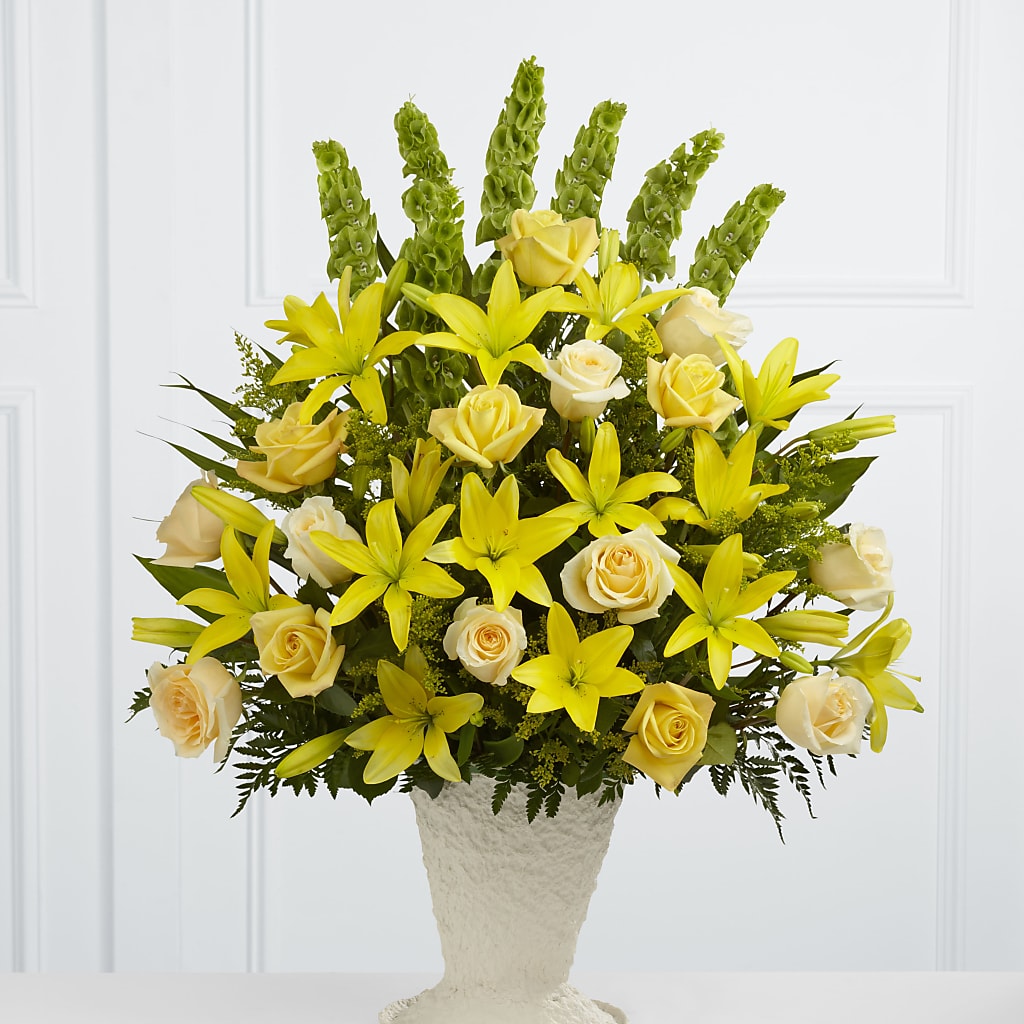 Golden Memories Arrangement – FLOWERS & FAIRYTALES, Pittsburgh PA