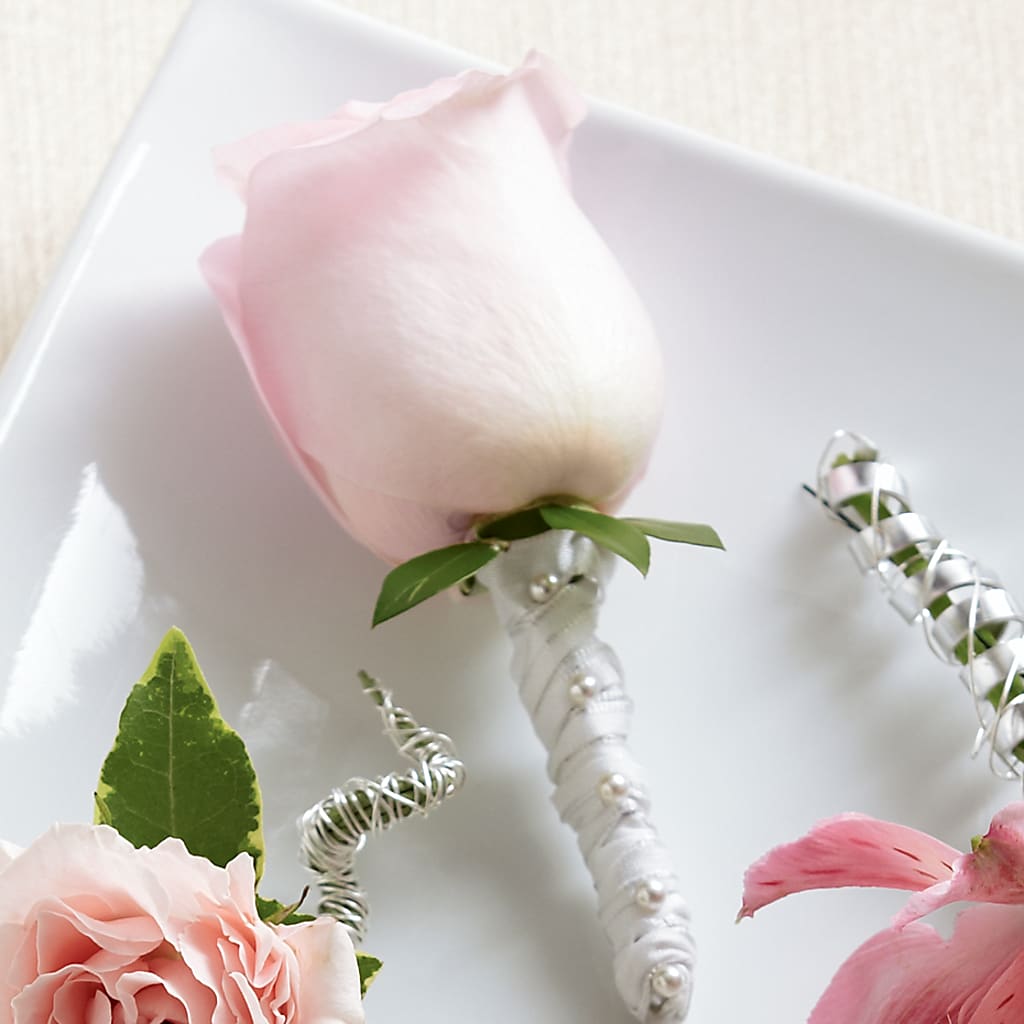 Pink Rose Boutonniere – FLOWERS & FAIRYTALES, Pittsburgh PA