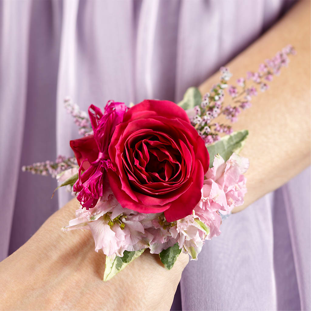 Rose Charm Corsage – FLOWERS & FAIRYTALES, Pittsburgh PA