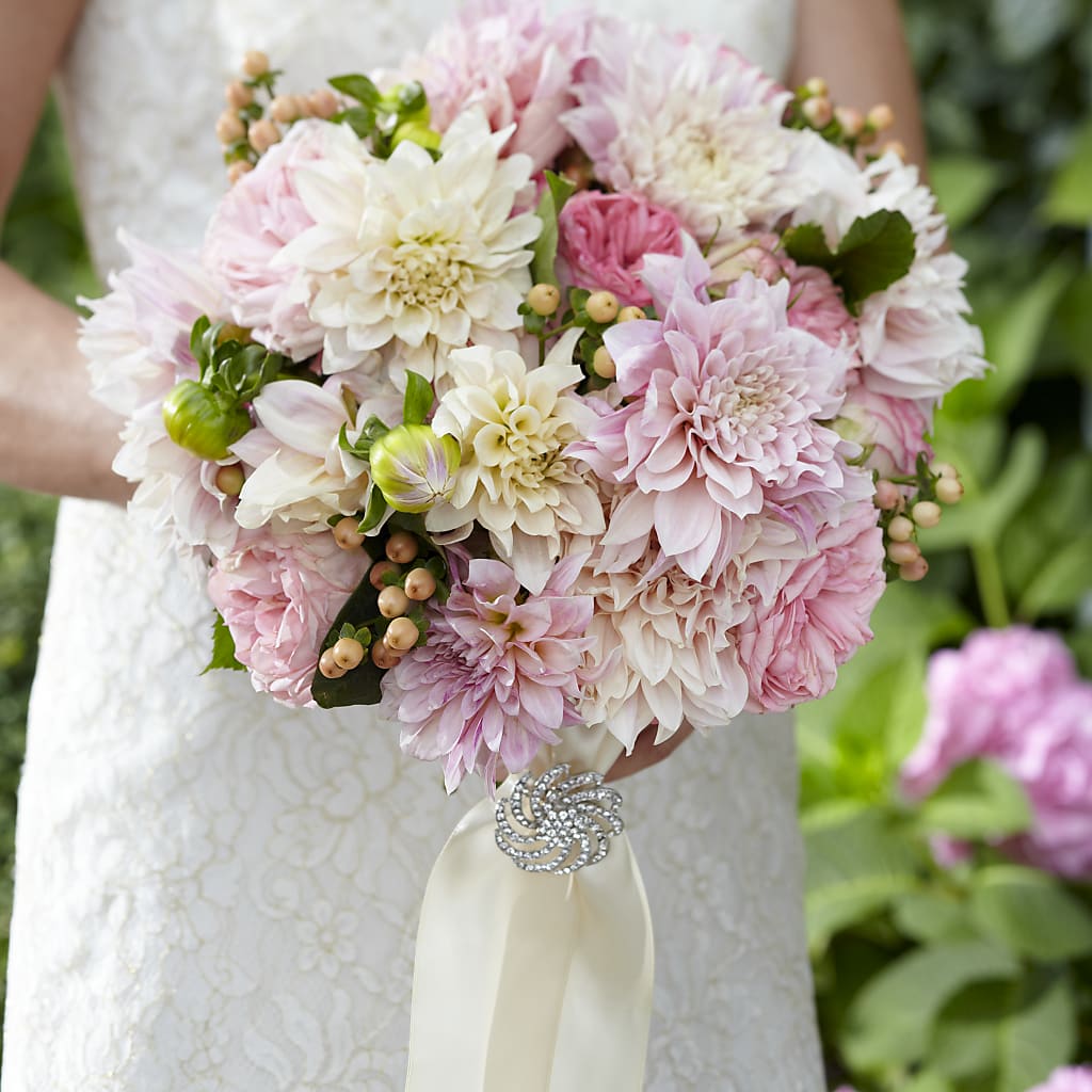 Heart's Promise Bouquet – FLOWERS & FAIRYTALES, Pittsburgh PA