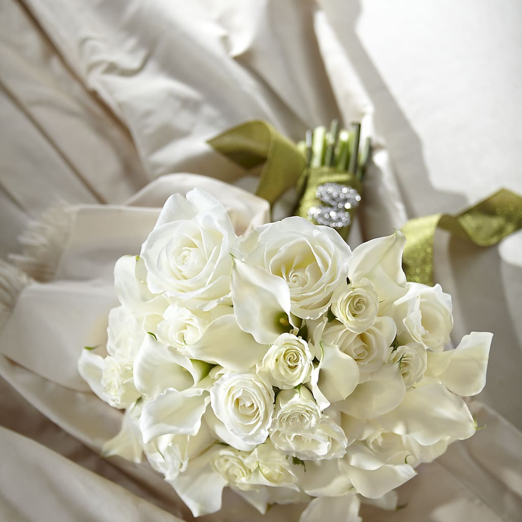 Serene Highness Bouquet – FLOWERS & FAIRYTALES, Pittsburgh PA