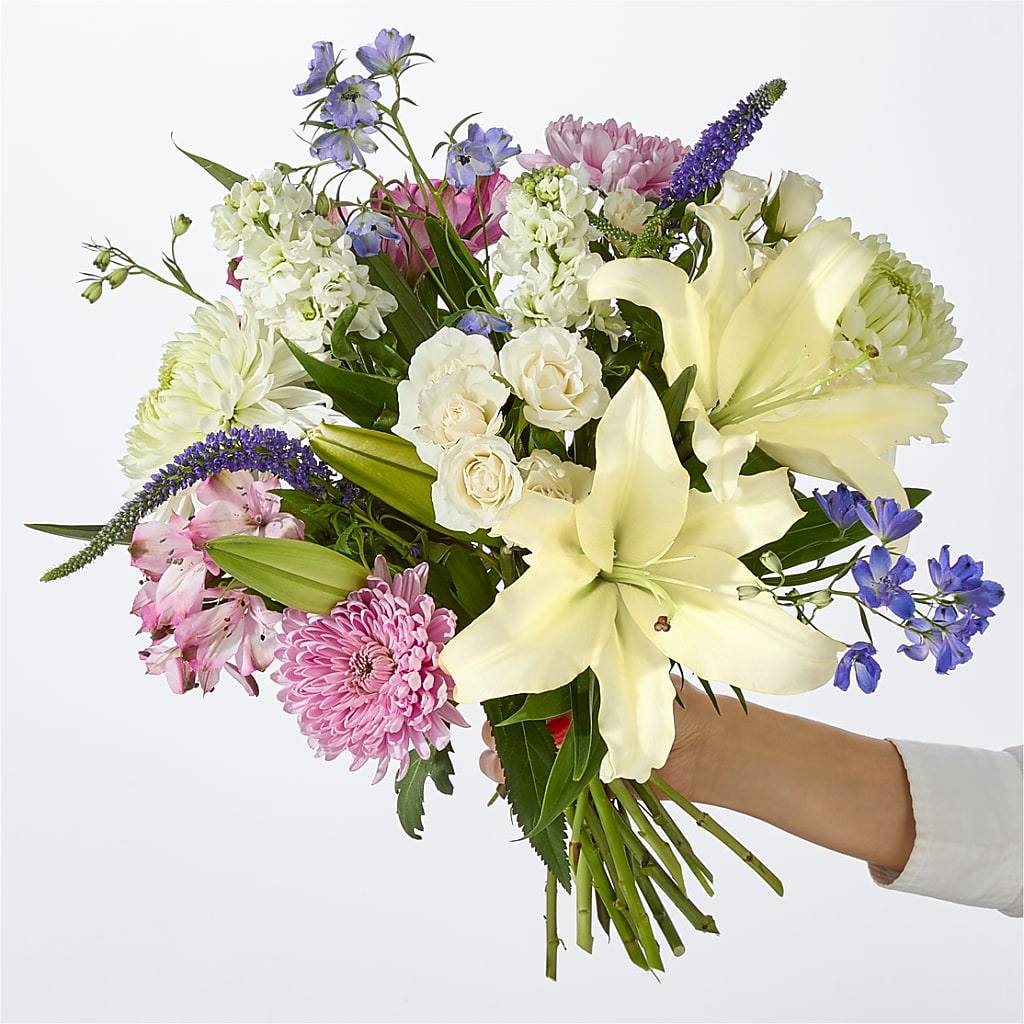 Winter Celebration Bouquet – FLOWERS & FAIRYTALES, Pittsburgh PA