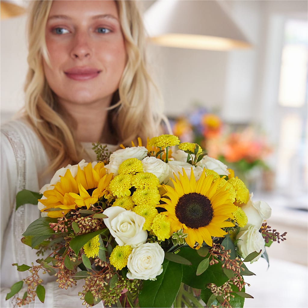 Luminous Morning Bouquet – FLOWERS & FAIRYTALES, Pittsburgh PA