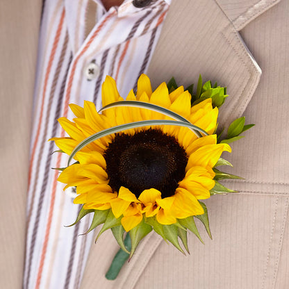 Free Spirit Boutonniere – FLOWERS & FAIRYTALES, Pittsburgh PA